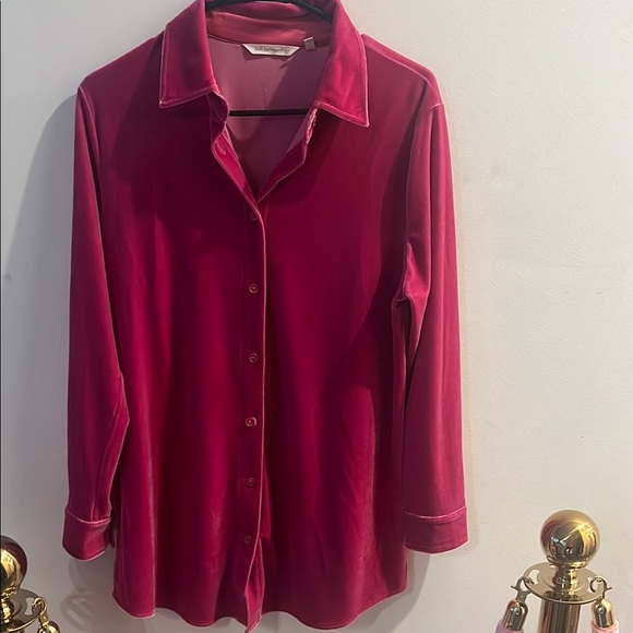 Women's Velvet Button-Up Shirt - Picture 2 of 6